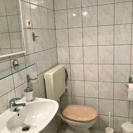 Viktorija Apartamento *
